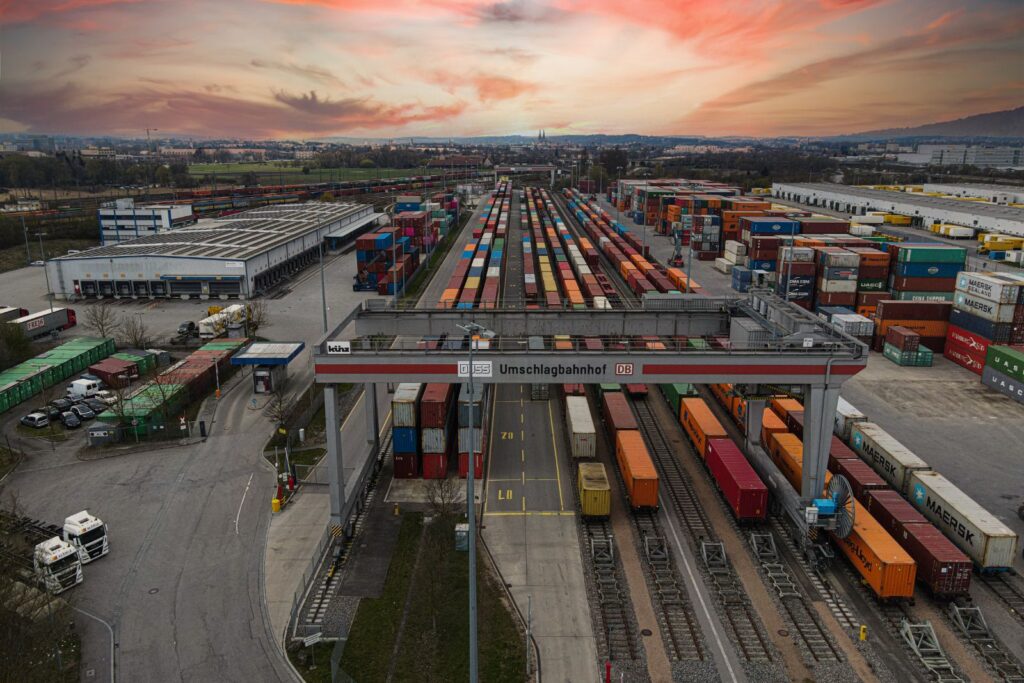 what is freight forwarding