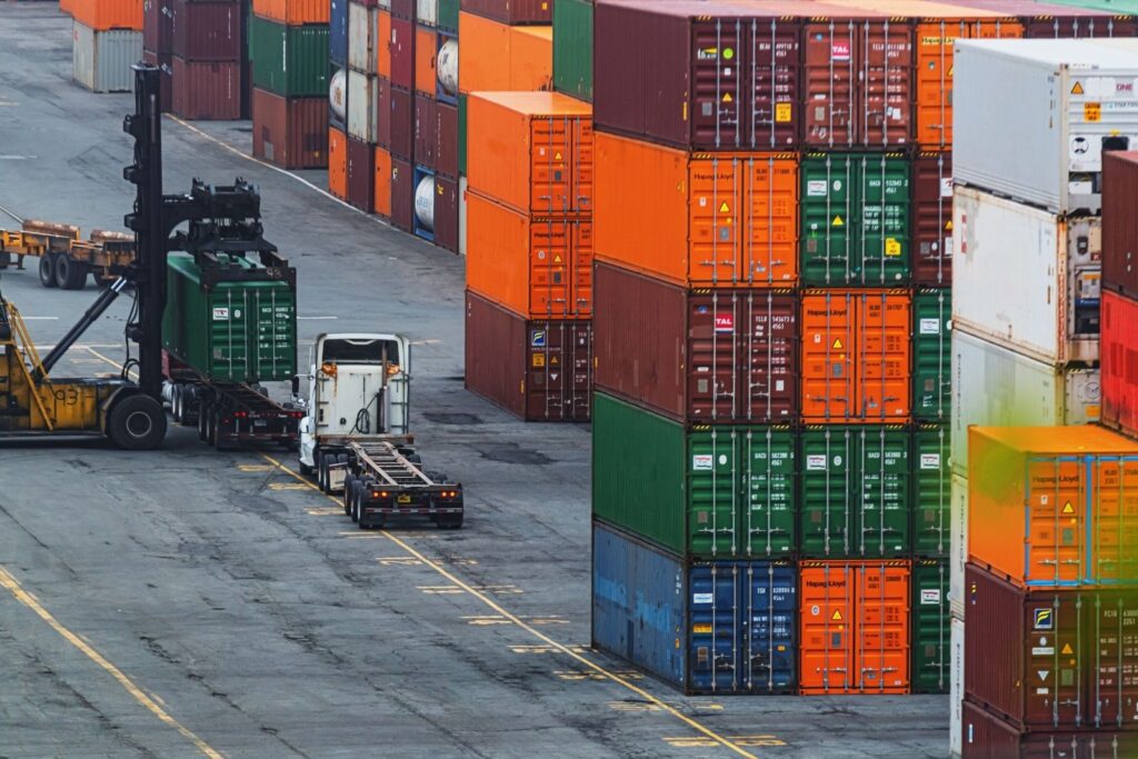 how to pack container