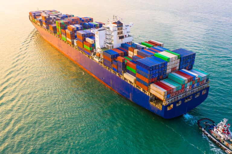 Freight Forwarding vs Logistics Difference